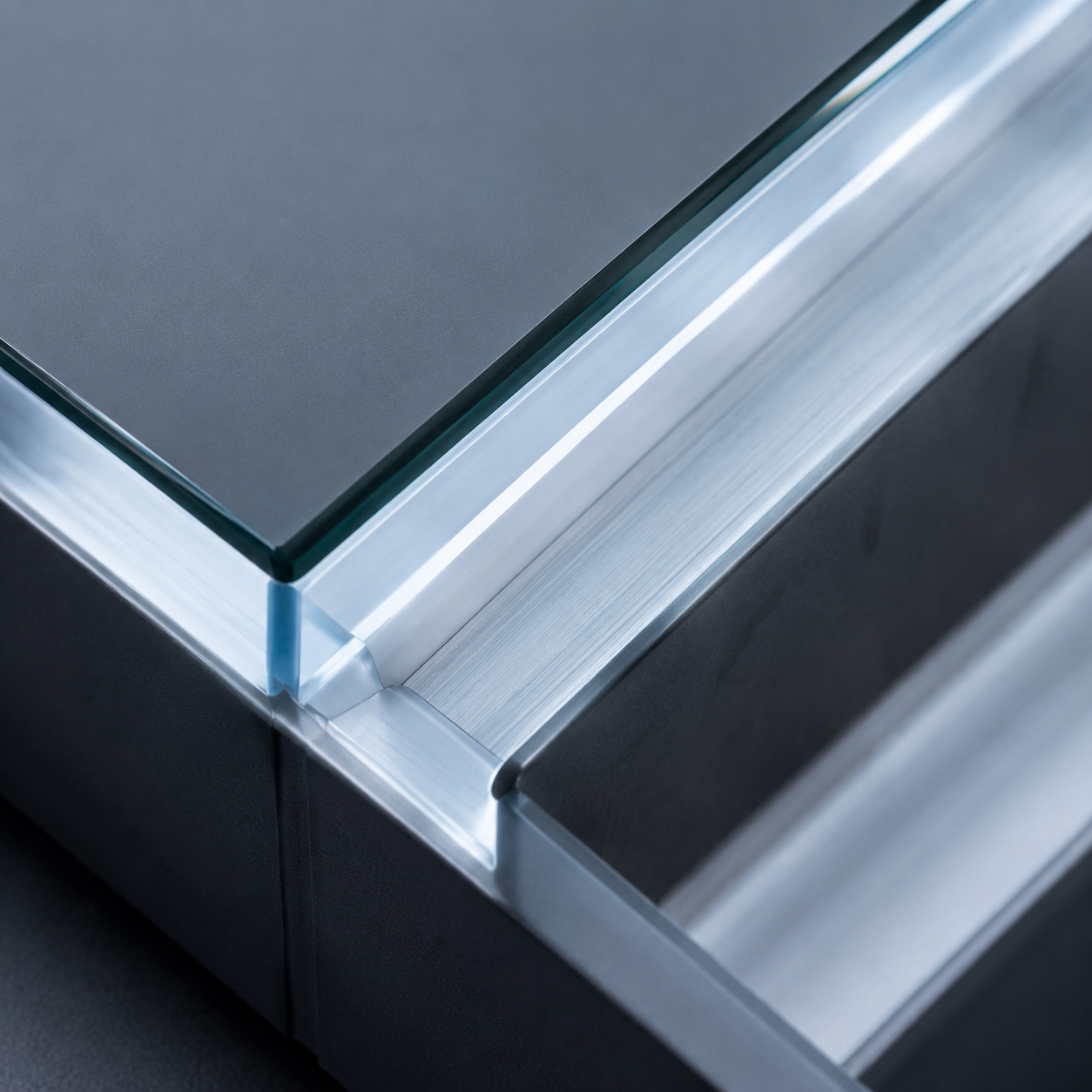 Glass Metal Plastic Bonding